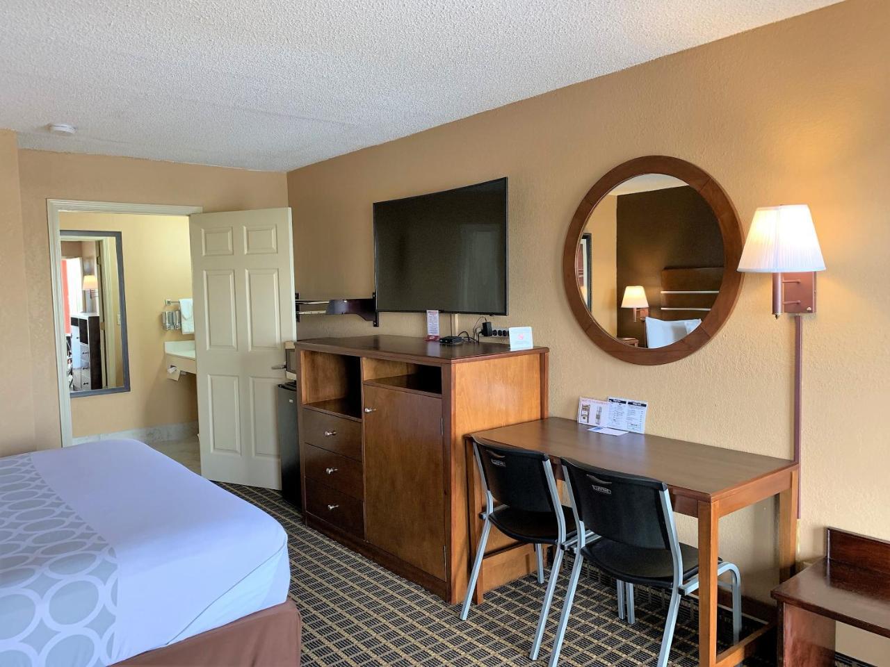 Star Plus Inn & Suites Selmer Exterior foto