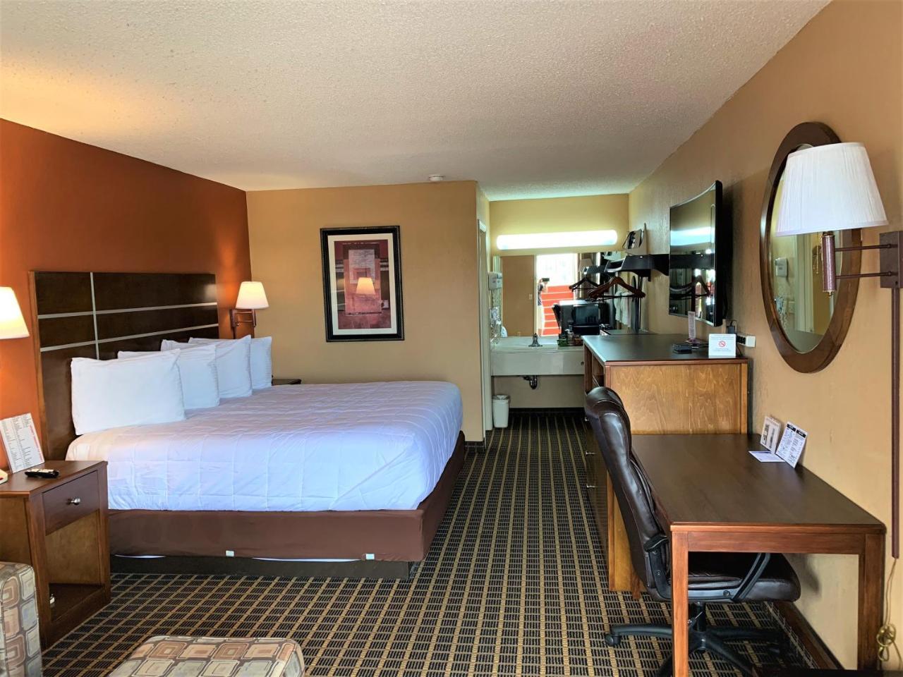 Star Plus Inn & Suites Selmer Exterior foto