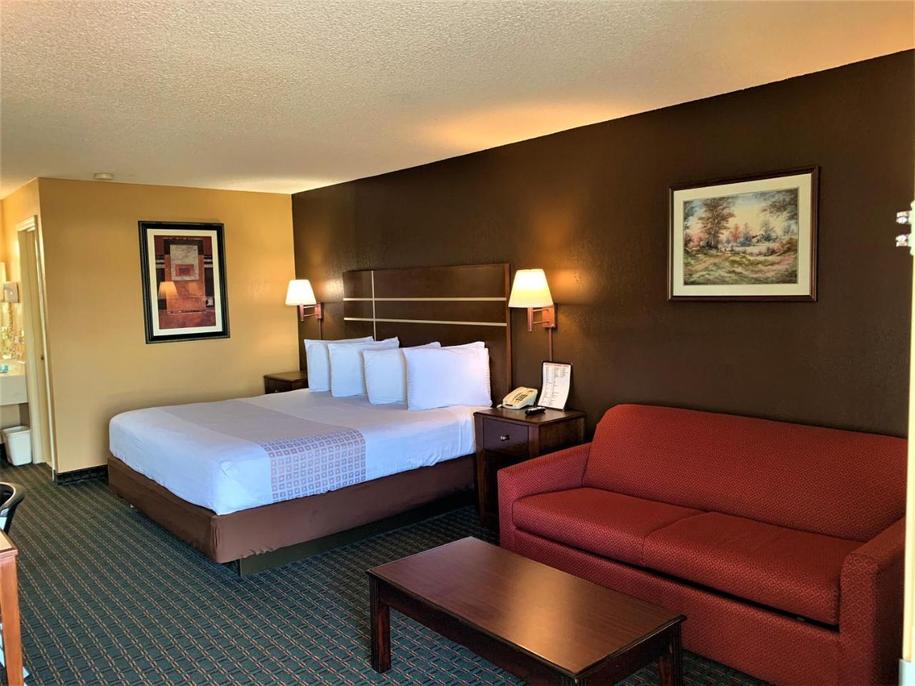 Star Plus Inn & Suites Selmer Exterior foto