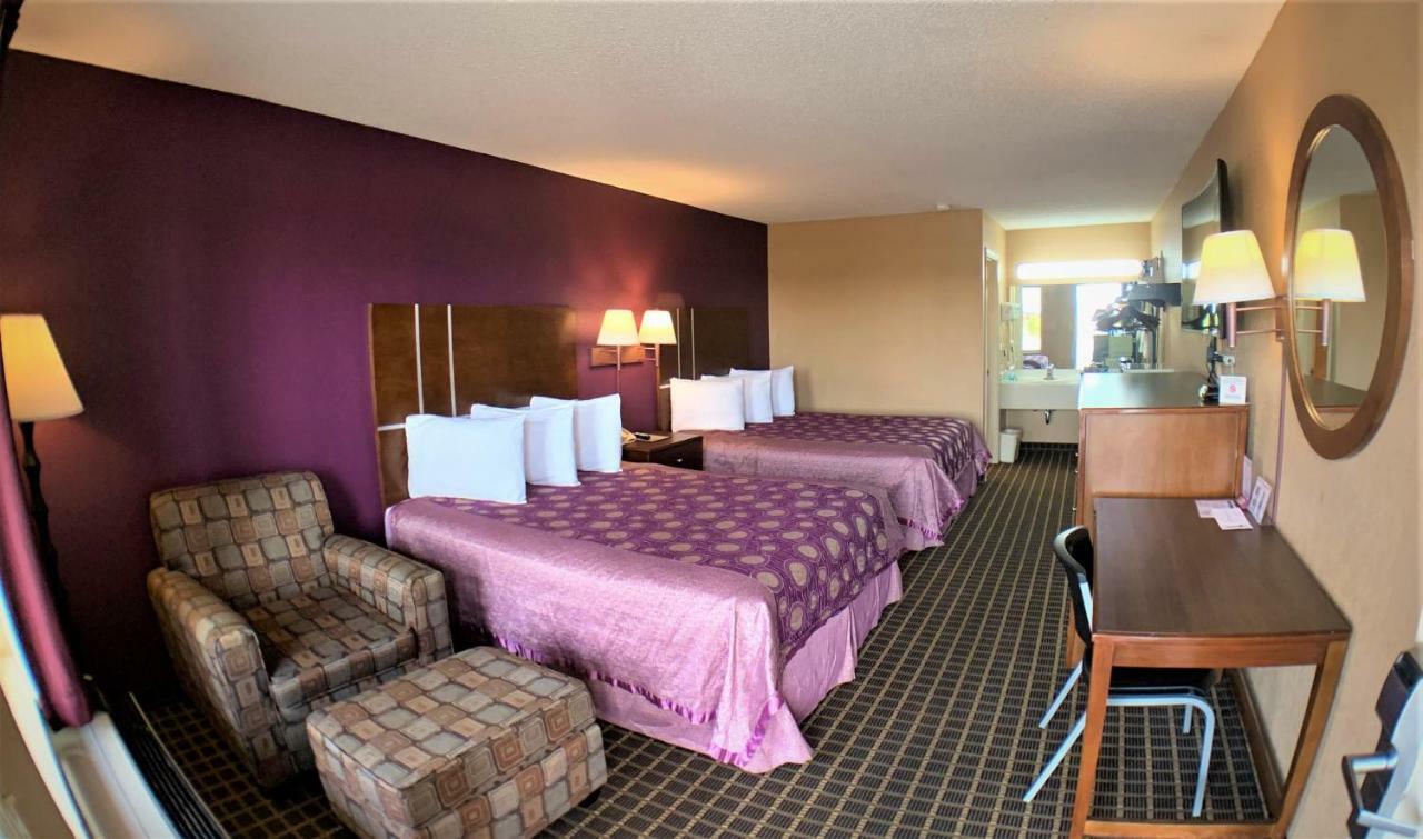 Star Plus Inn & Suites Selmer Exterior foto